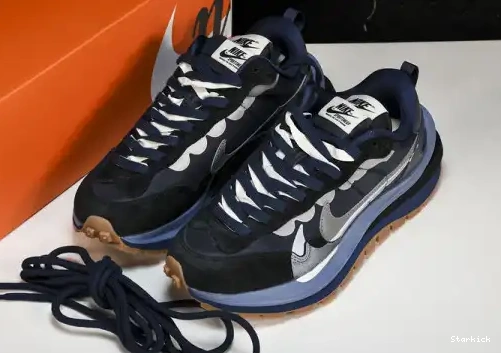 sacai Blue Nike DD1875-700 Dark Vaporwaffle 0605